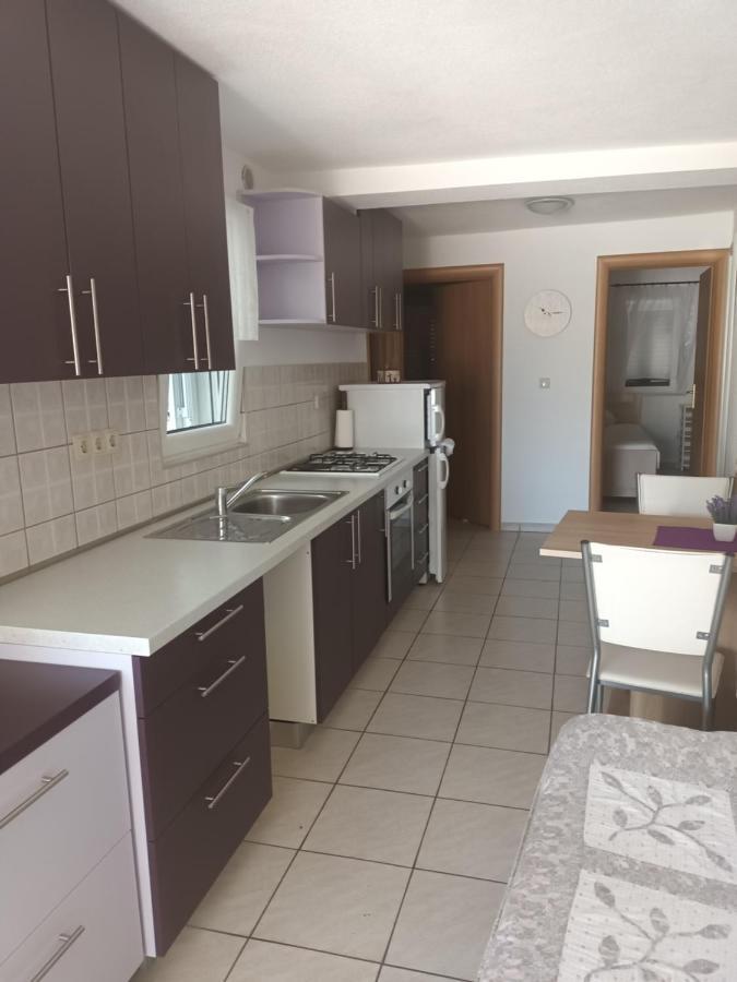 Volat Apartments Betina  Ngoại thất bức ảnh