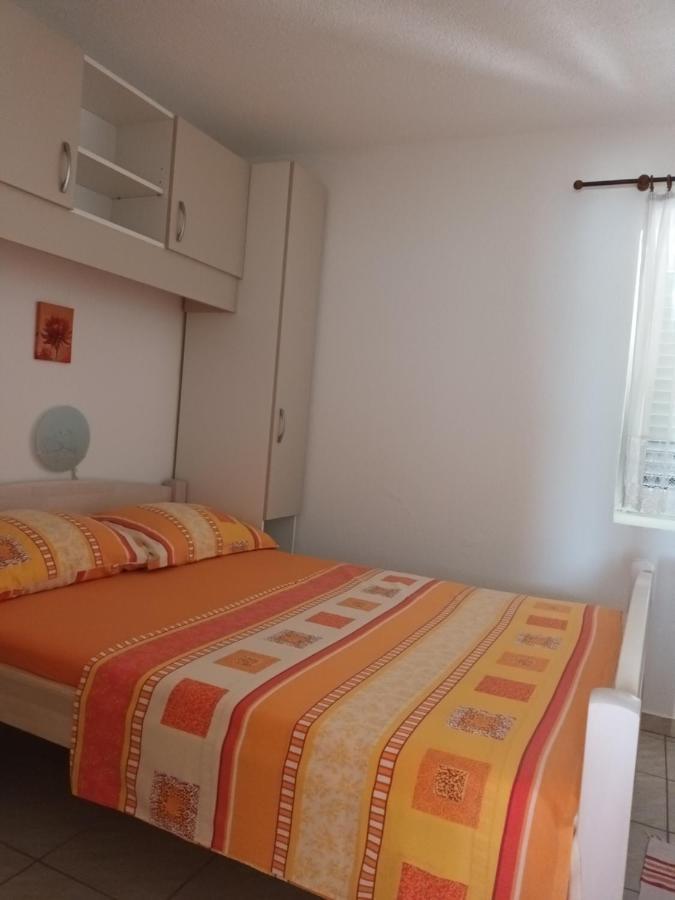 Volat Apartments Betina  Ngoại thất bức ảnh