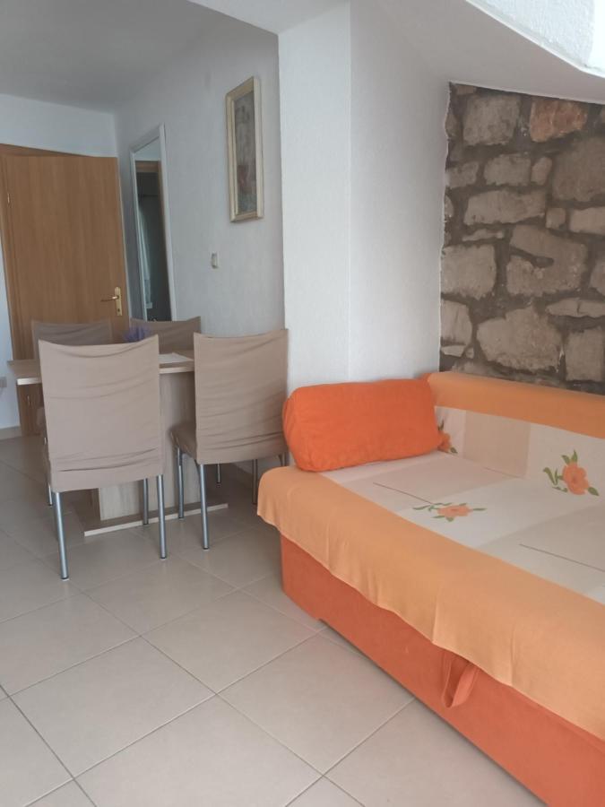 Volat Apartments Betina  Ngoại thất bức ảnh