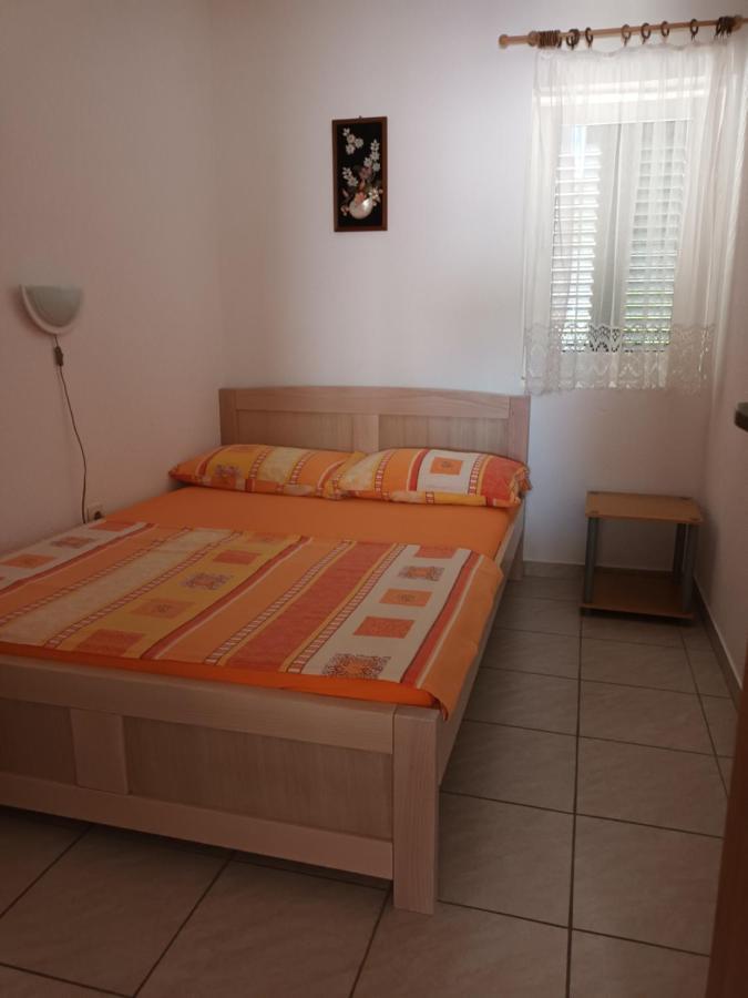 Volat Apartments Betina  Ngoại thất bức ảnh