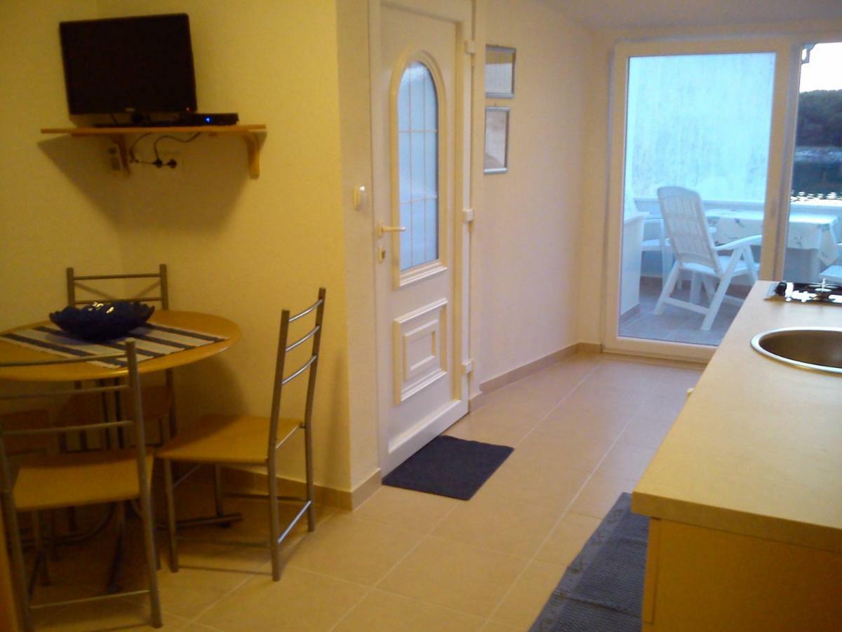 Volat Apartments Betina  Ngoại thất bức ảnh